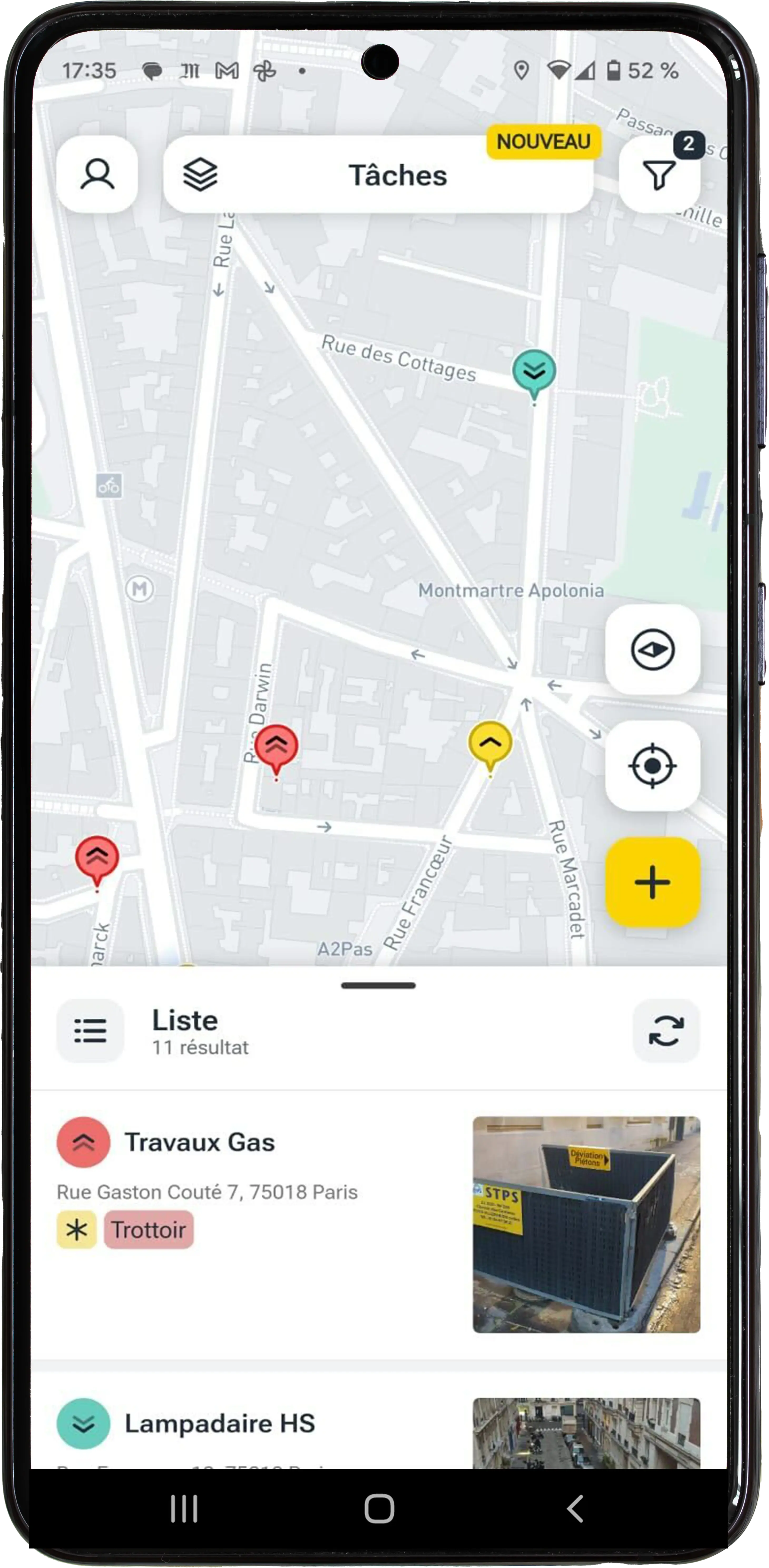 Un smartphone avec vialytics ToDo en vue liste