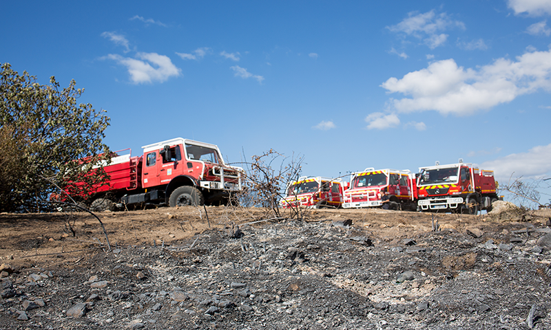 Camion de pompiers incendie-1